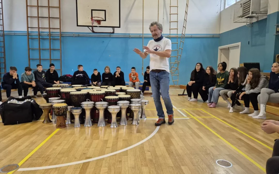 Ruksak (pun) kulture- Branko Trajkov i radionica s bubnjevima