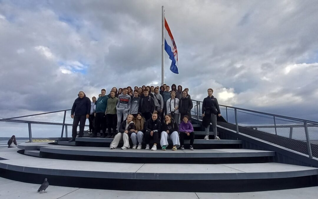 Osmaši OŠ Kaštanjer posjetili Vukovar